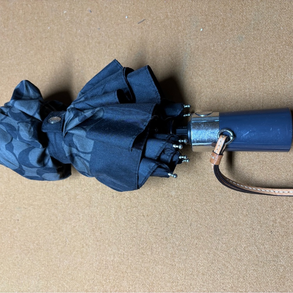Coach Black Umbrella with Tan Handle